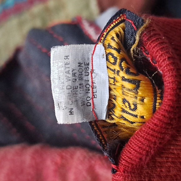 RISING INTERNATIONAL Zip Hoodie - Picture 8 of 10